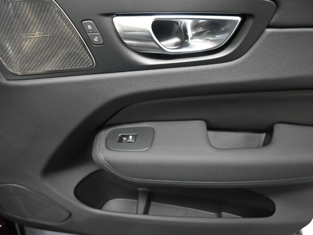 New 2026 Volvo XC60 B5 Plus w/ Protection Package Premier image 10
