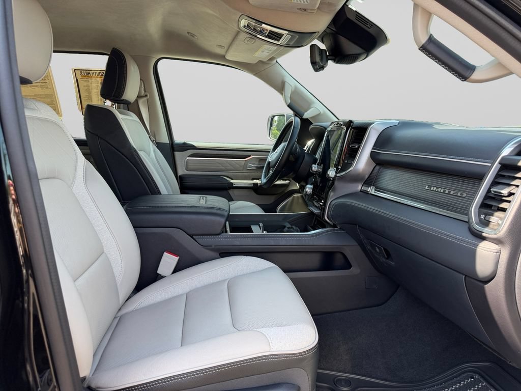 Used 2024 RAM 1500 Limited AWD/4WD image 17