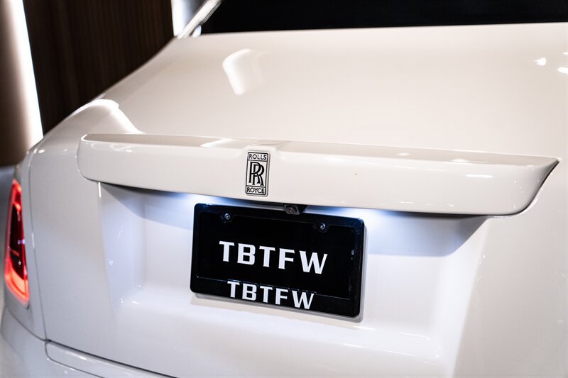 Used 2026 Rolls-Royce Phantom Sedan RWD image 22