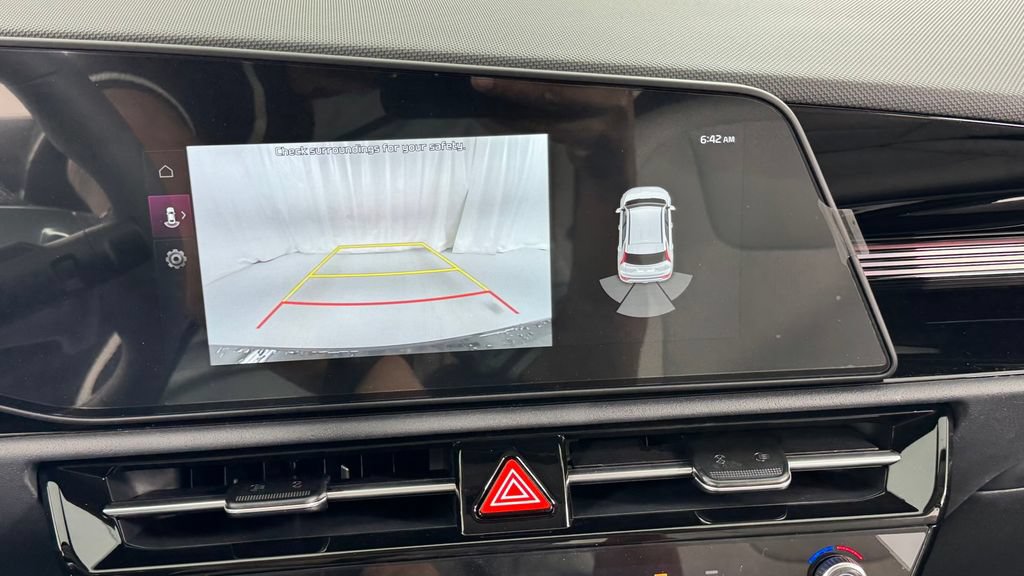 New 2026 Kia Niro EX FWD image 25