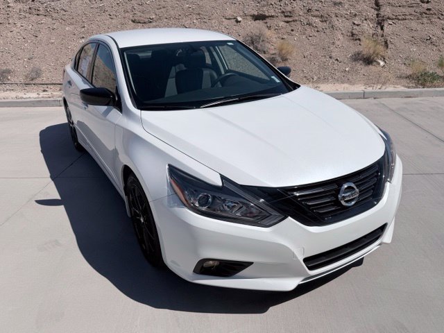 Used 2018 Nissan Altima 2.5 SR w/ SR Midnight Edition FWD image 3