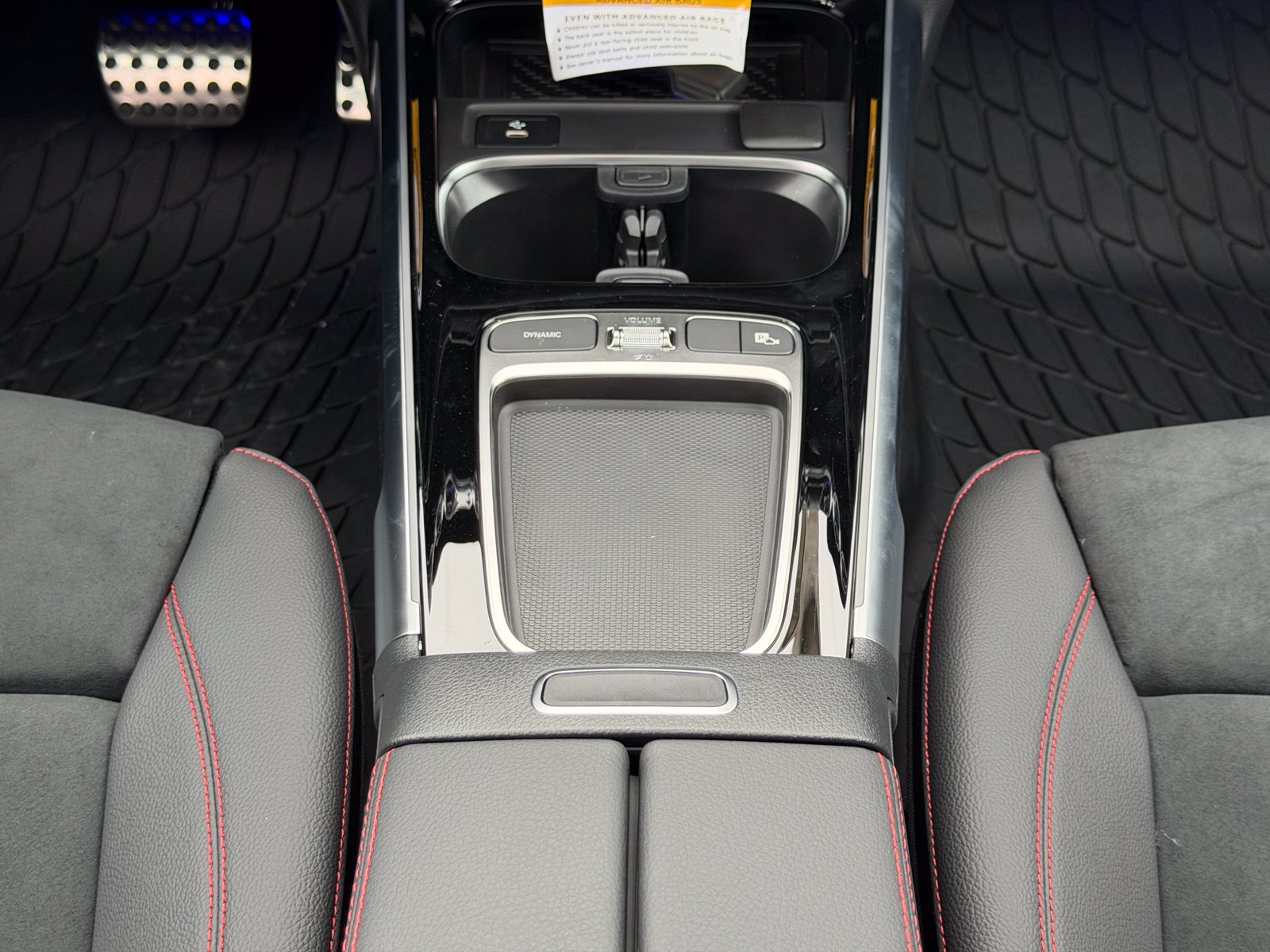 New 2026 Mercedes-Benz GLB 35 AMG 4MATIC image 22