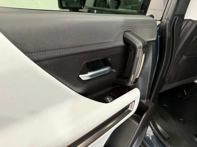 Used 2025 GMC Hummer EV 2X AWD/4WD image 20