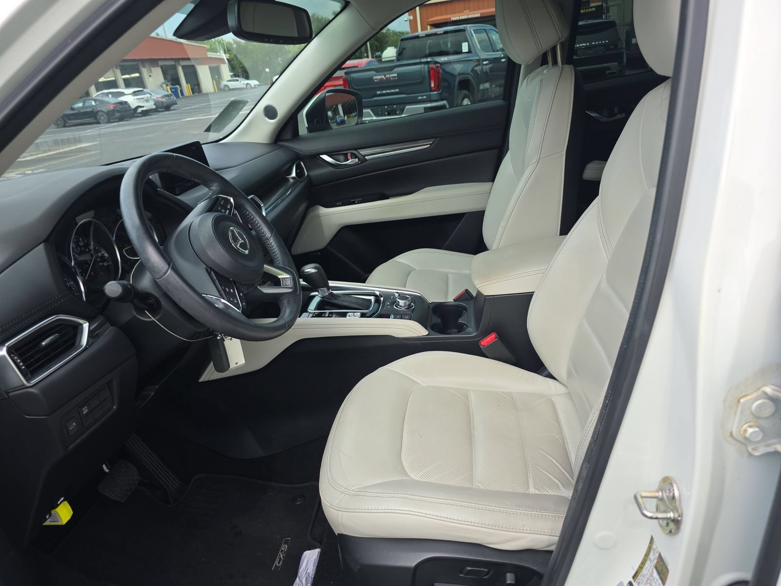 Used 2017 MAZDA CX-5 Grand Select FWD image 3