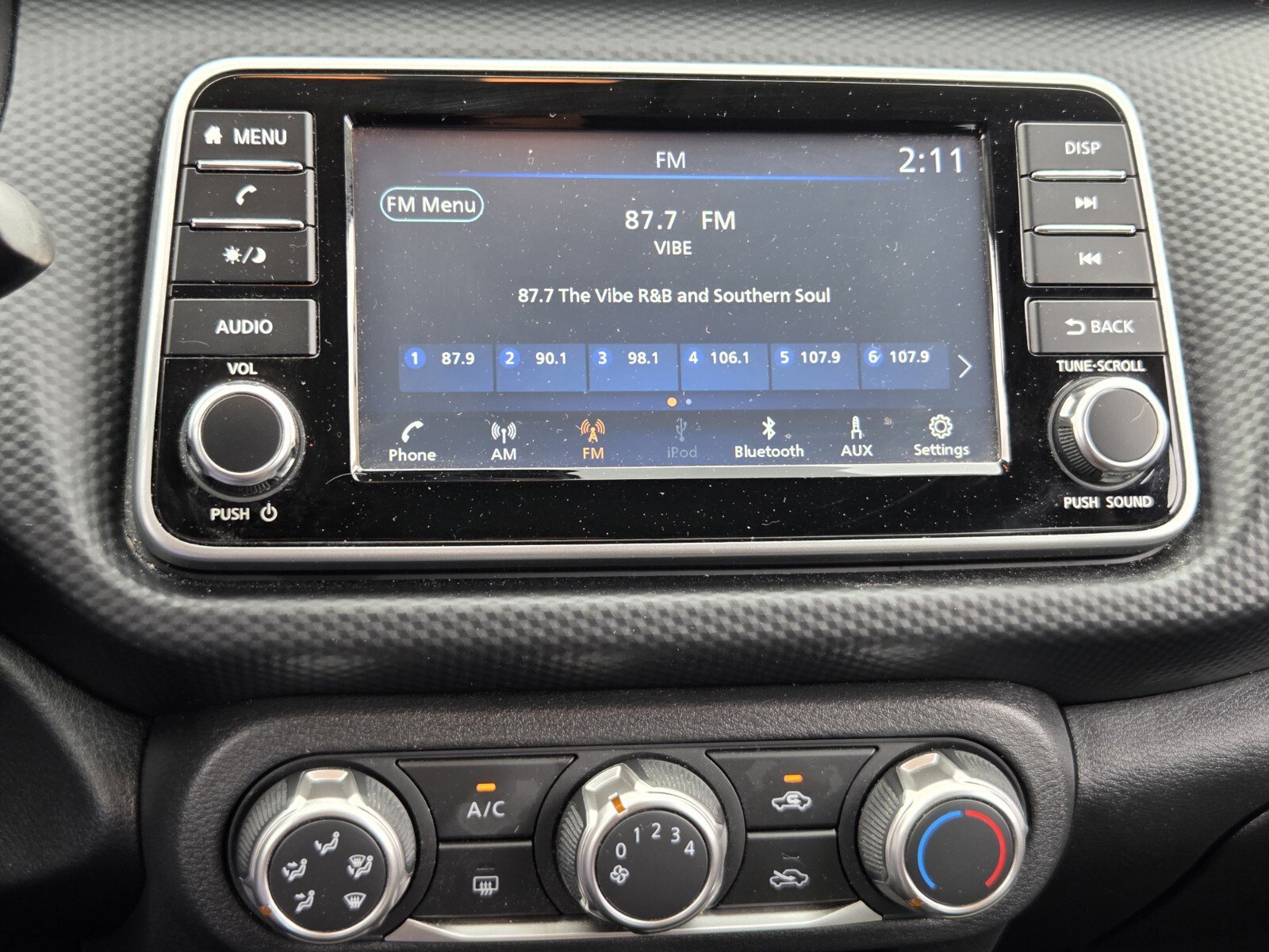 Used 2024 Nissan Kicks S FWD image 18