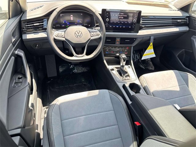 New 2025 Volkswagen Jetta SE image 7