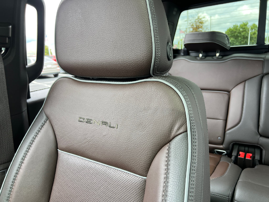 Used 2022 GMC Sierra 1500 Denali w/ Denali Reserve Package AWD/4WD image 21