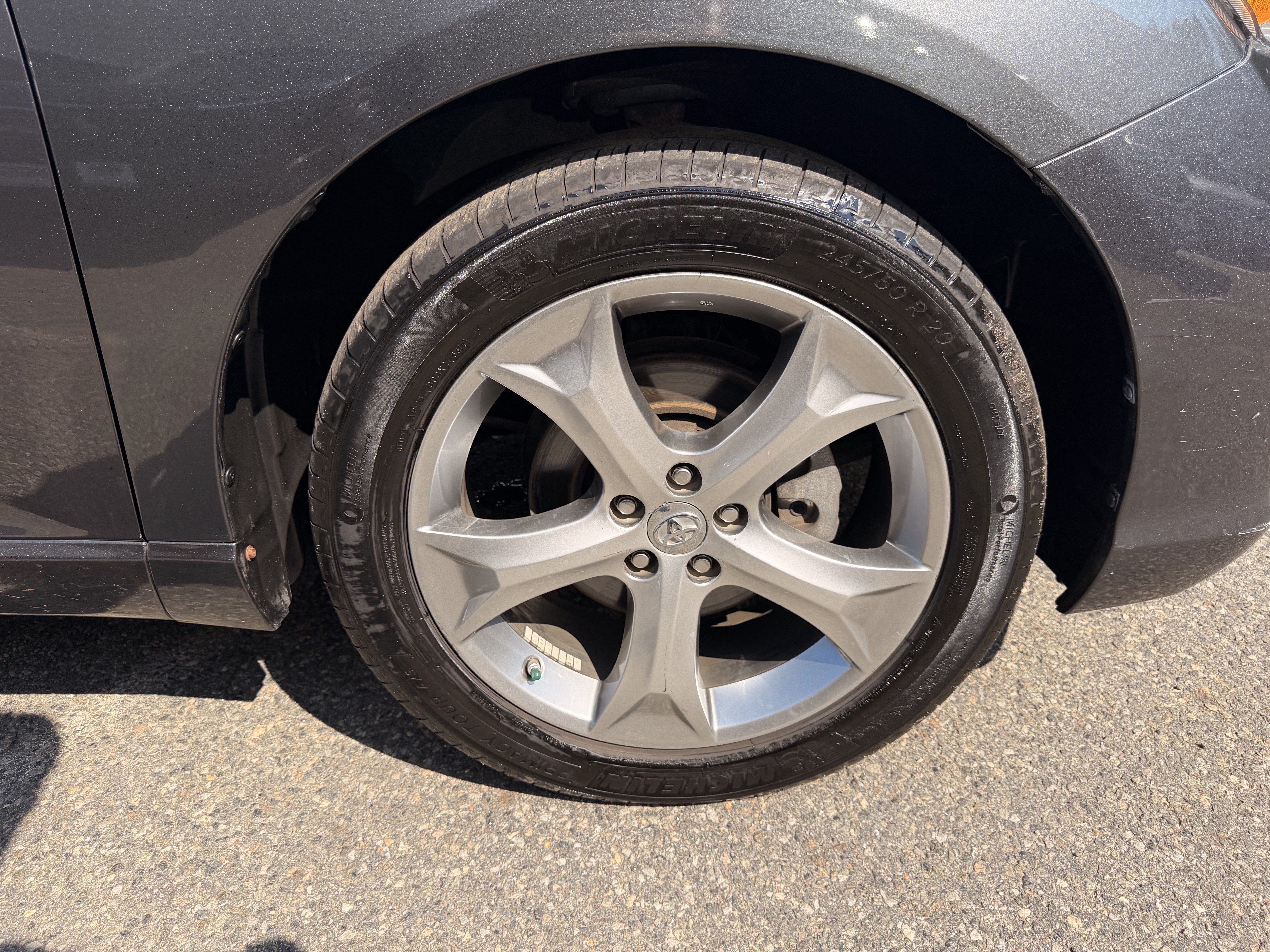 Used 2013 Toyota Venza XLE FWD image 10