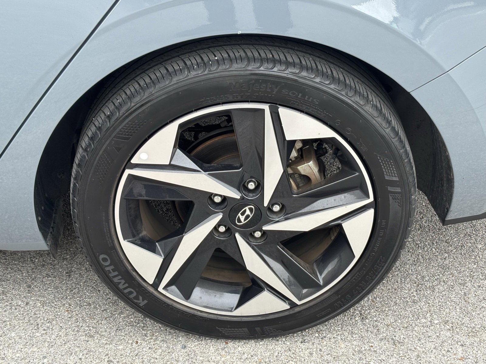 Used 2023 Hyundai Elantra SEL w/ Convenience Package image 5