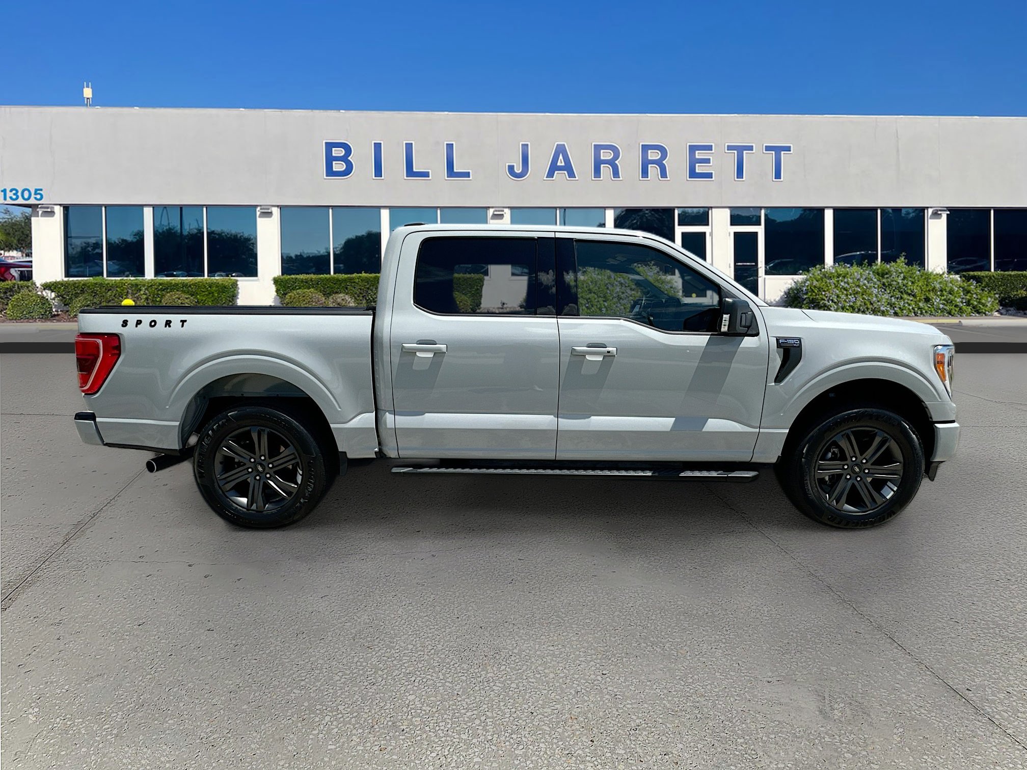 Certified 2023 Ford F150 XLT w/ Equipment Group 302A High RWD image 8