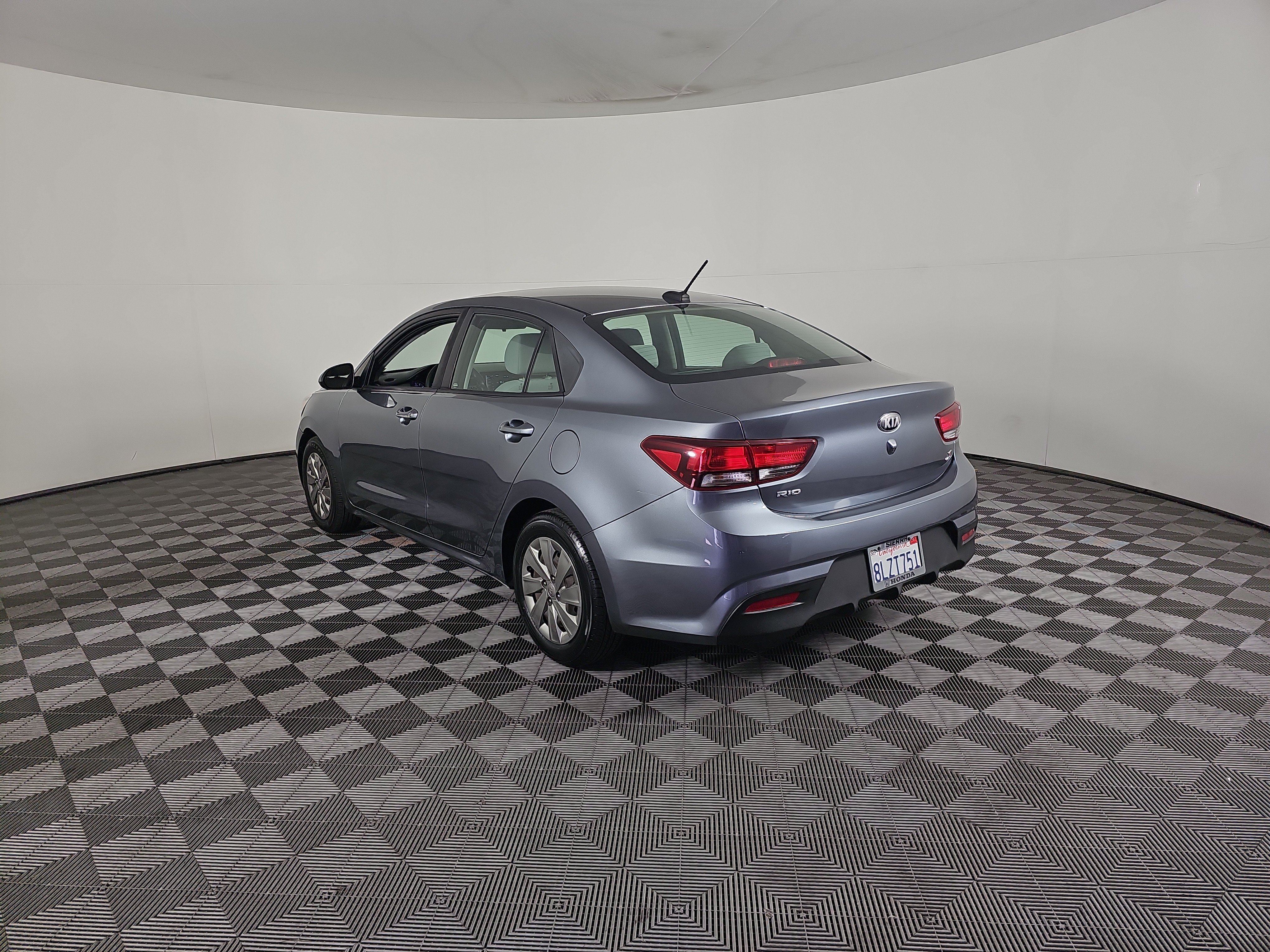Used 2019 Kia Rio S w/ Technology Package FWD image 6