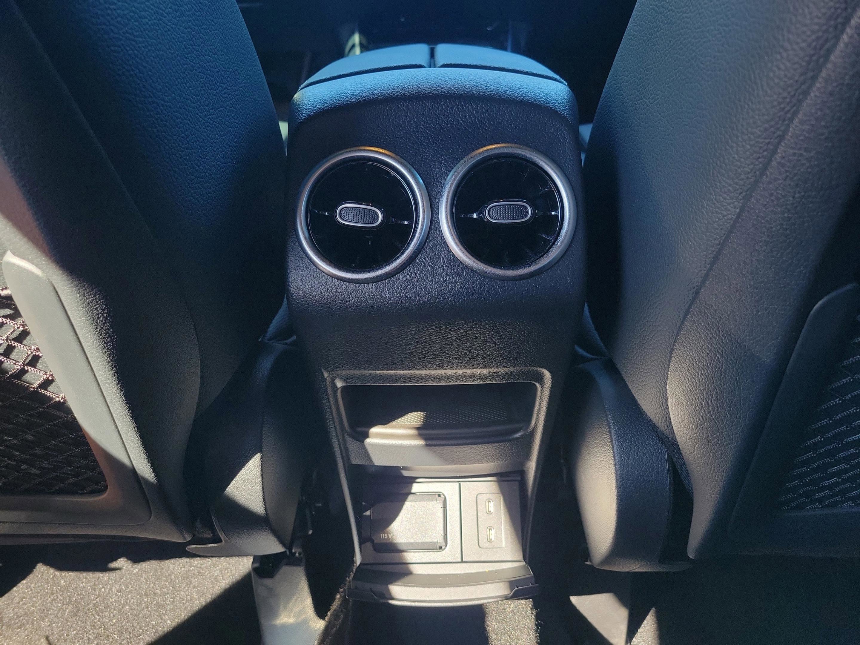 Certified 2025 Mercedes-Benz GLA 250 image 10