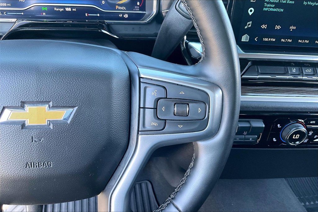 Used 2025 Chevrolet Silverado 2500 LT w/ Convenience Package AWD/4WD image 13
