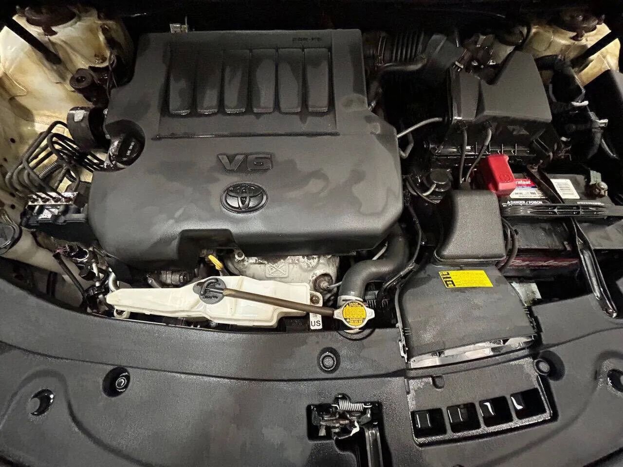 Used 2014 Toyota Avalon XLE image 9