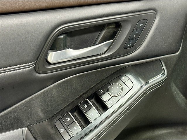 Used 2022 Nissan Rogue SL w/ SL Premium Package image 20