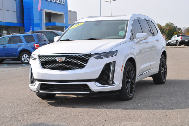 Used 2025 Cadillac XT6 Premium Luxury w/ LPO, Floor Liner Package AWD/4WD image 7