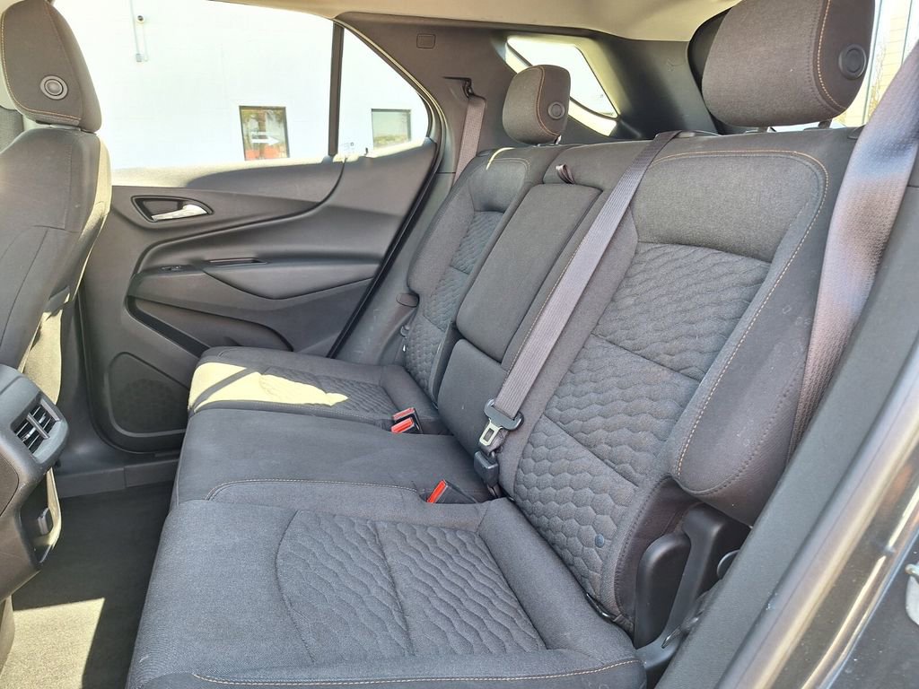 Used 2018 Chevrolet Equinox LT image 23
