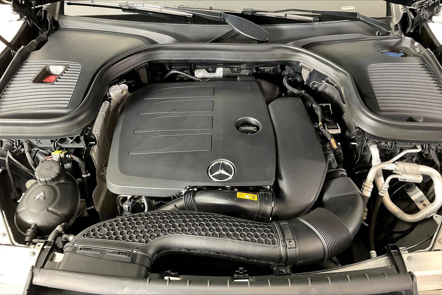 Certified 2021 Mercedes-Benz GLC 300 4MATIC image 30