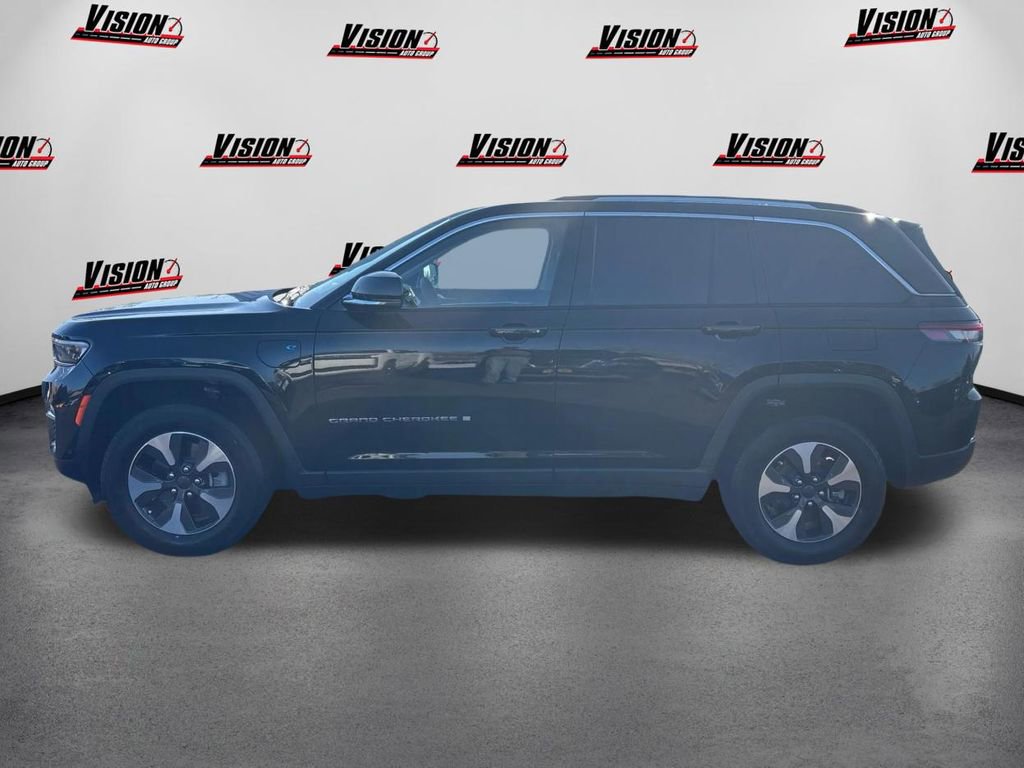 Used 2022 Jeep Grand Cherokee Limited 4xe w/ Luxury Tech Group II image 8