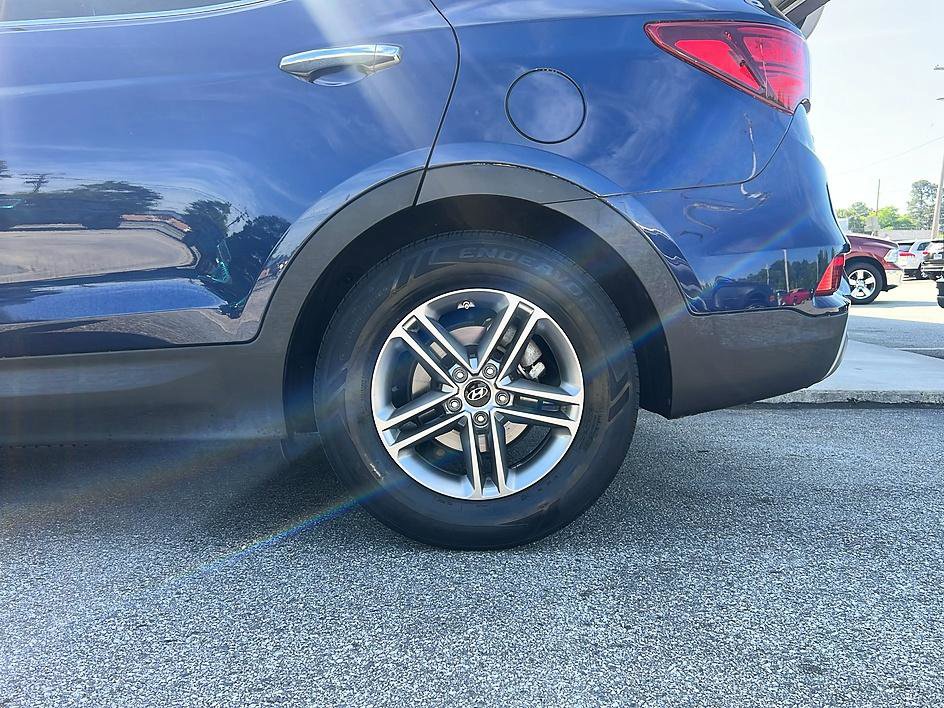 Used 2017 Hyundai Santa Fe Sport FWD image 21