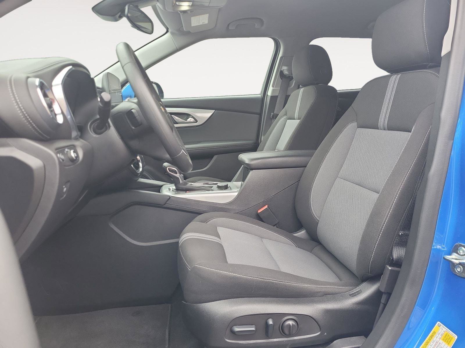 Certified 2025 Chevrolet Blazer LT image 10