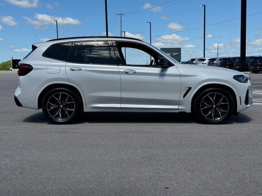 Used 2024 BMW X3 M40i w/ Premium Package image 2