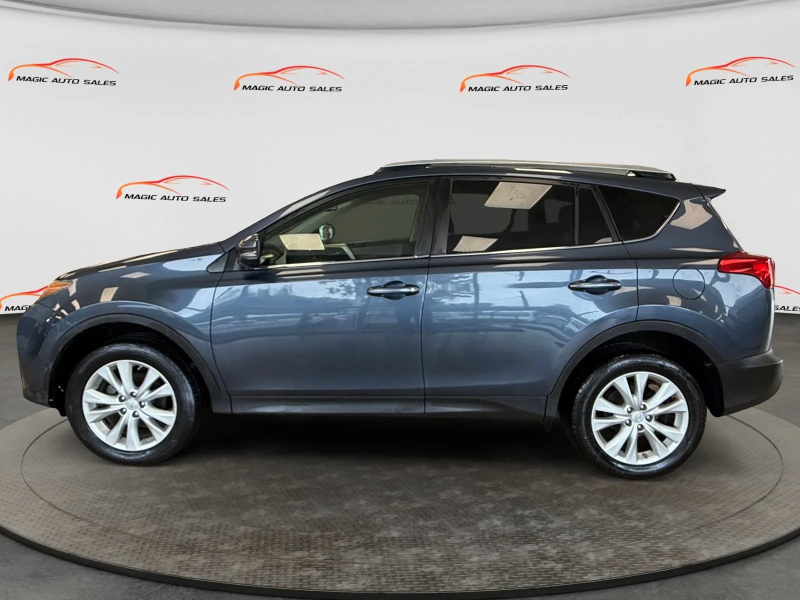 Used 2014 Toyota RAV4 Limited AWD/4WD image 7