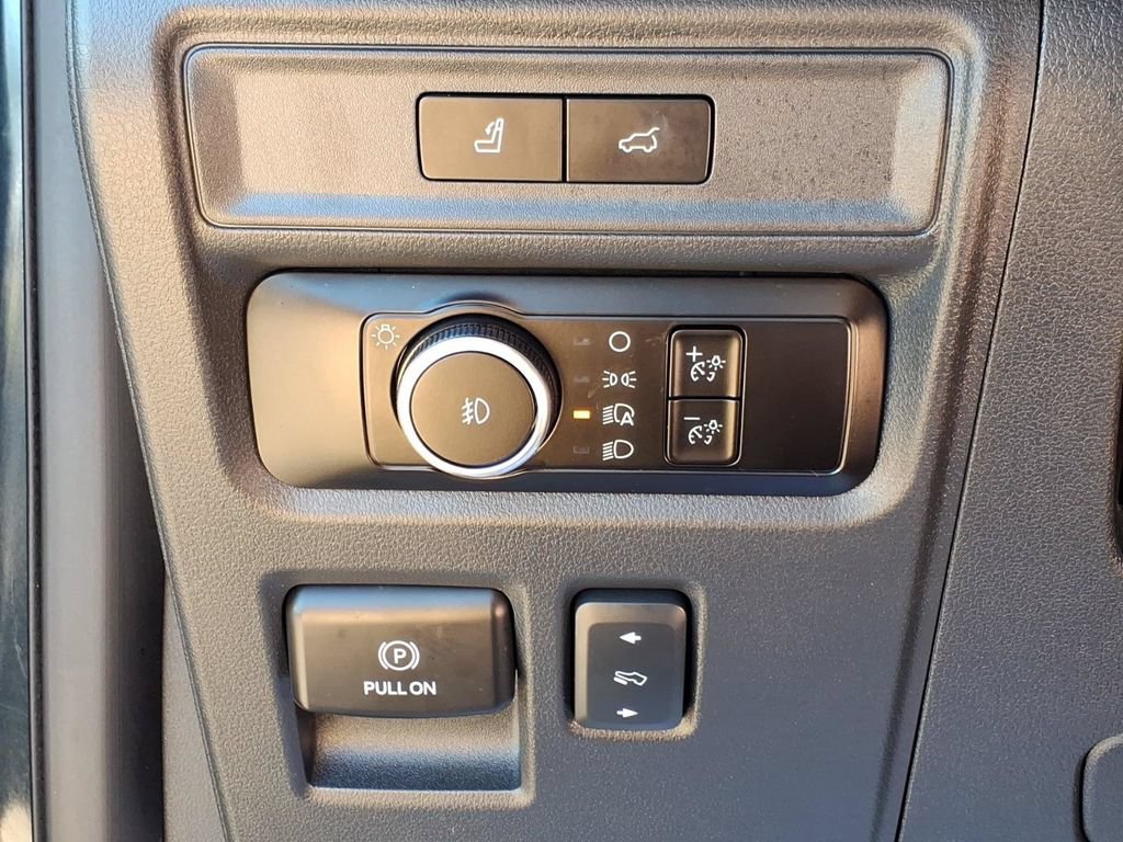Certified 2024 Ford Expedition Max Limited AWD/4WD image 16