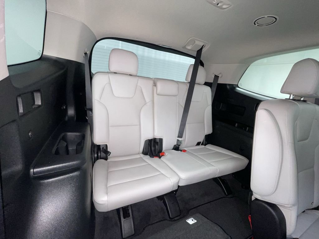 Used 2022 Kia Telluride S image 15