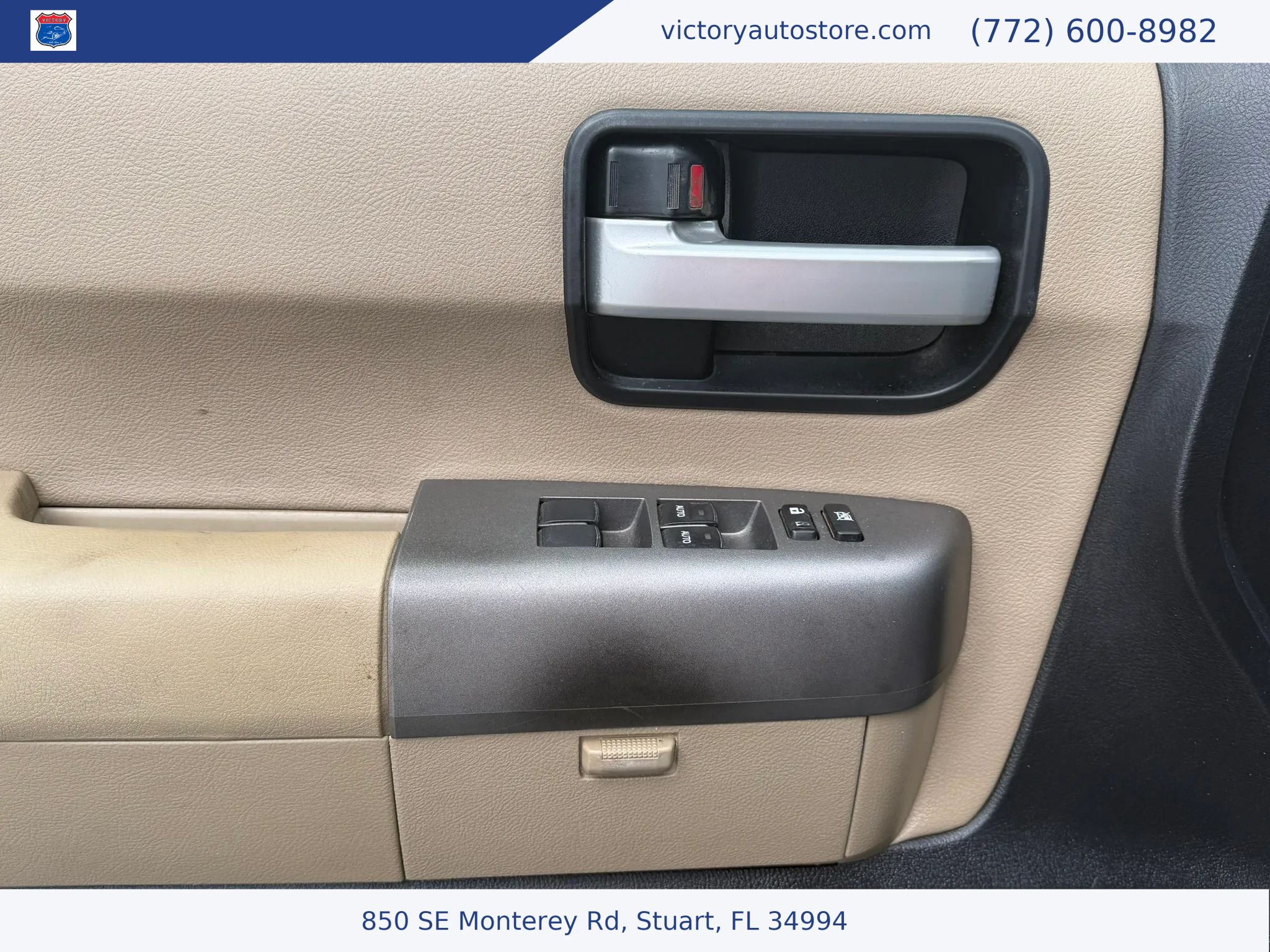 Used 2012 Toyota Sequoia Limited RWD image 12