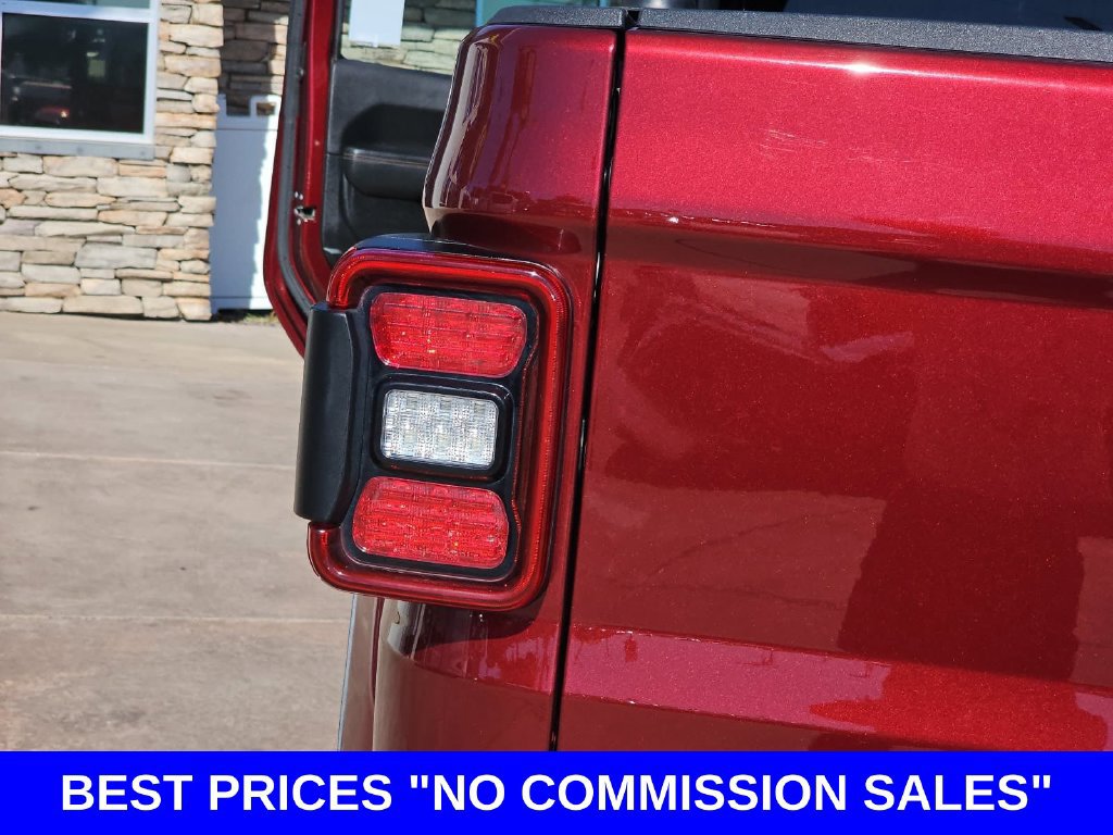 Used 2021 Jeep Gladiator Overland AWD/4WD image 40