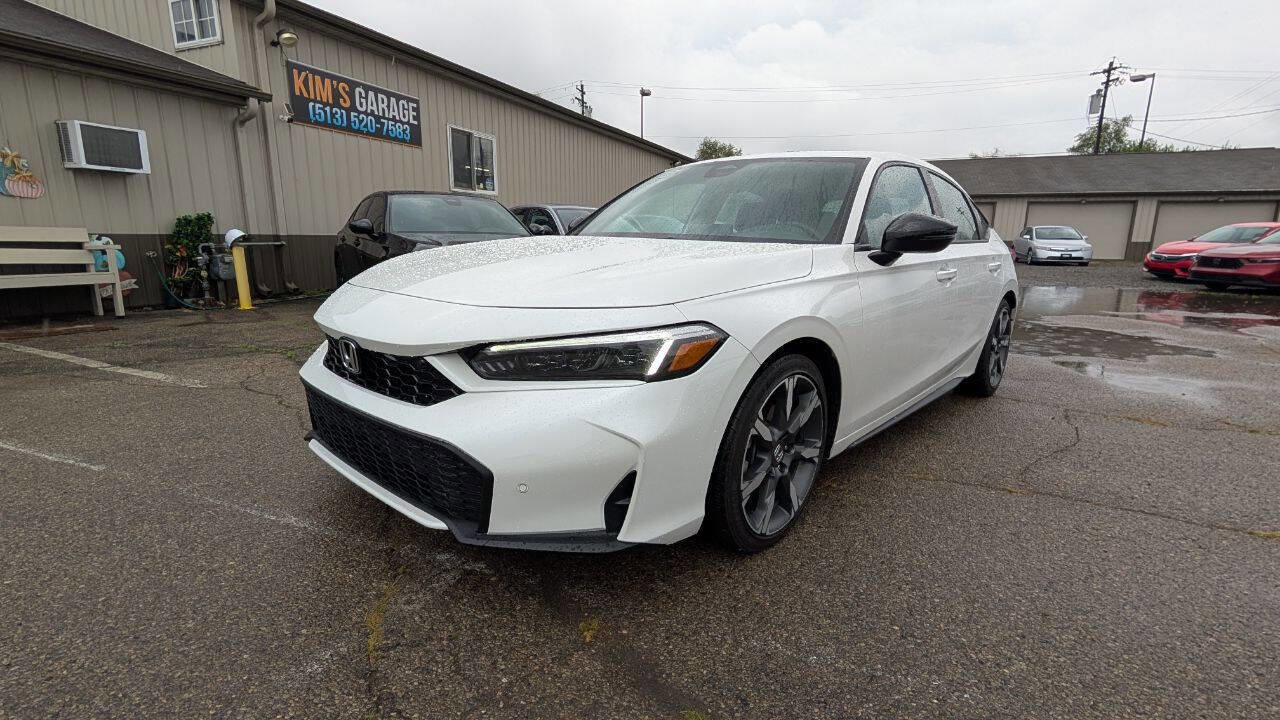 Used 2025 Honda Civic Sport Touring image 2