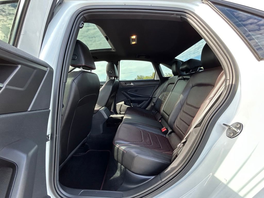 Used 2023 Volkswagen Jetta GLI Autobahn FWD image 10
