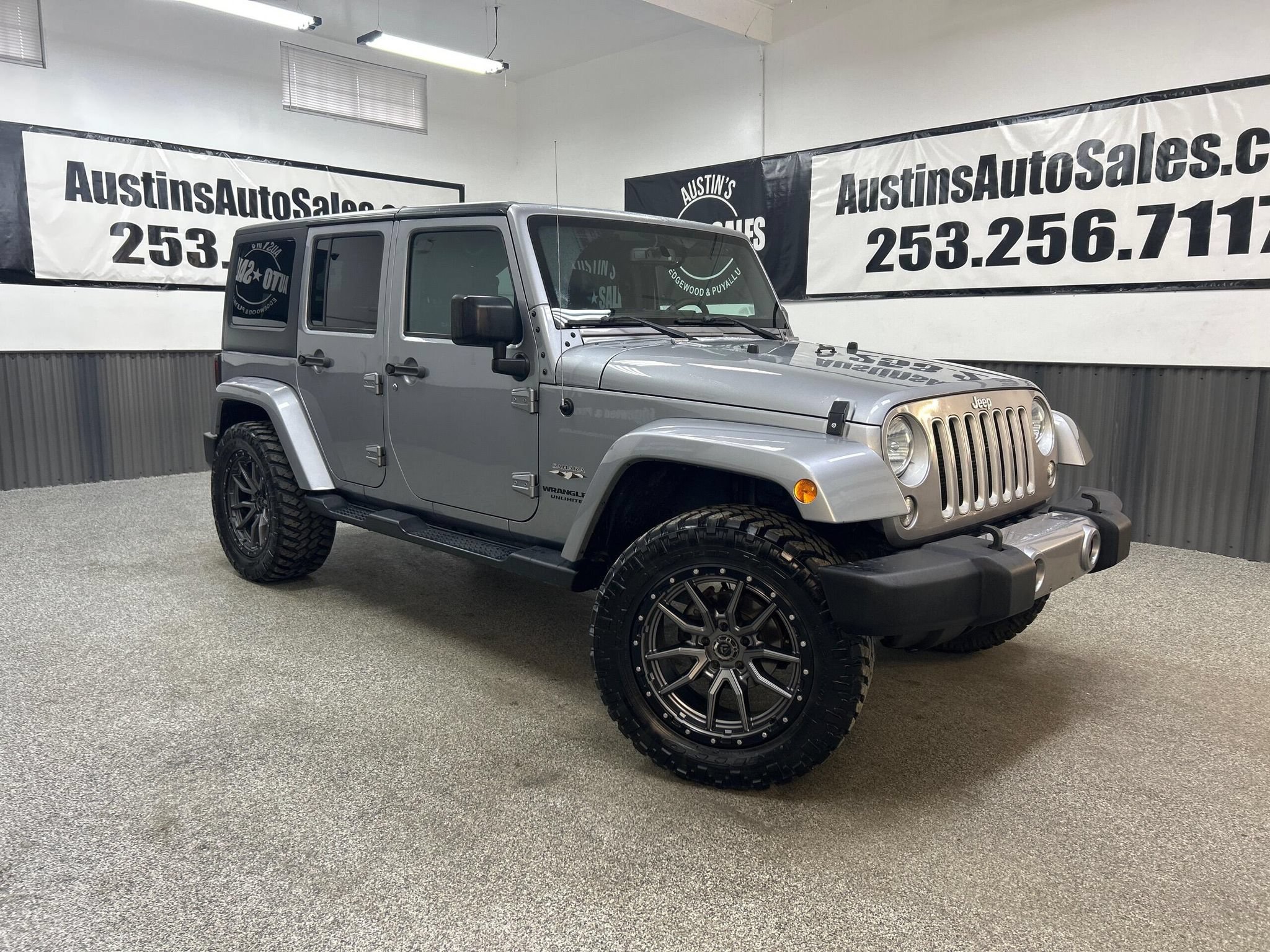 Used 2017 Jeep Wrangler Unlimited Sahara