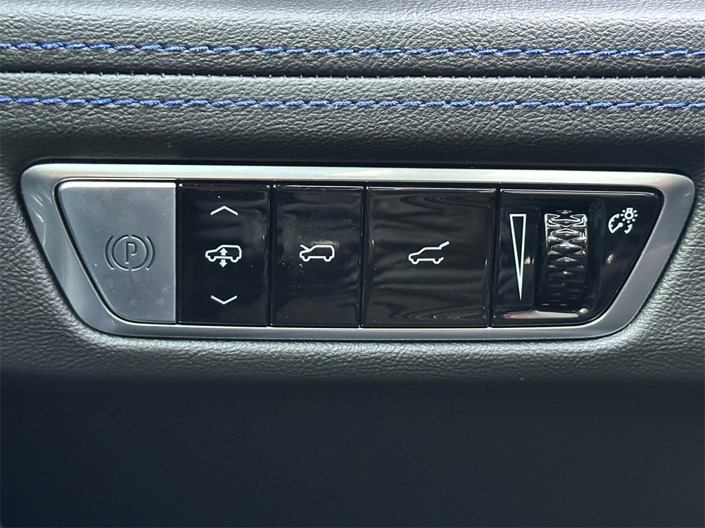 New 2026 Cadillac Escalade IQL Luxury image 34