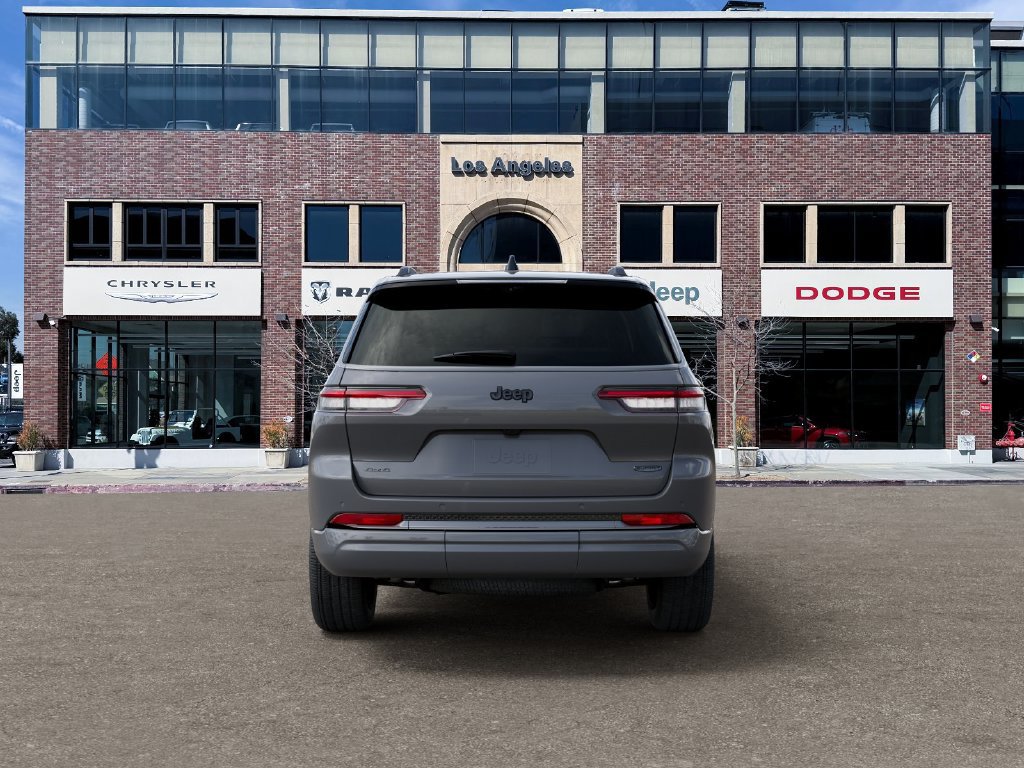 New 2027 Jeep Grand Cherokee L Summit AWD/4WD image 7