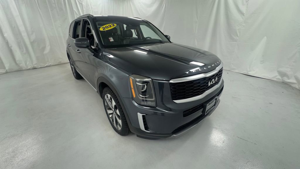 Used 2022 Kia Telluride S AWD/4WD image 1
