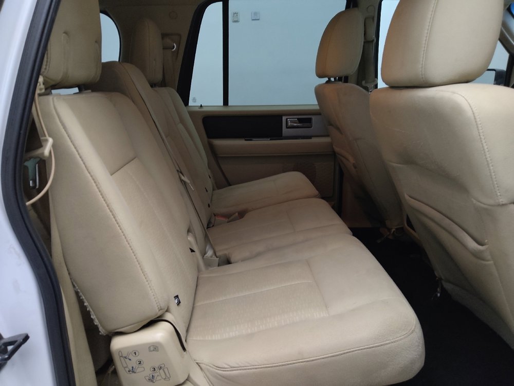 Used 2015 Ford Expedition EL XLT image 19