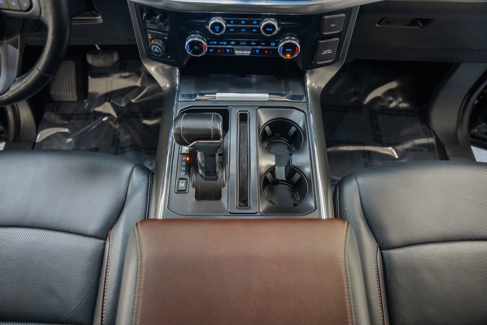 Used 2023 Ford F150 Lariat w/ Equipment Group 502A High image 30