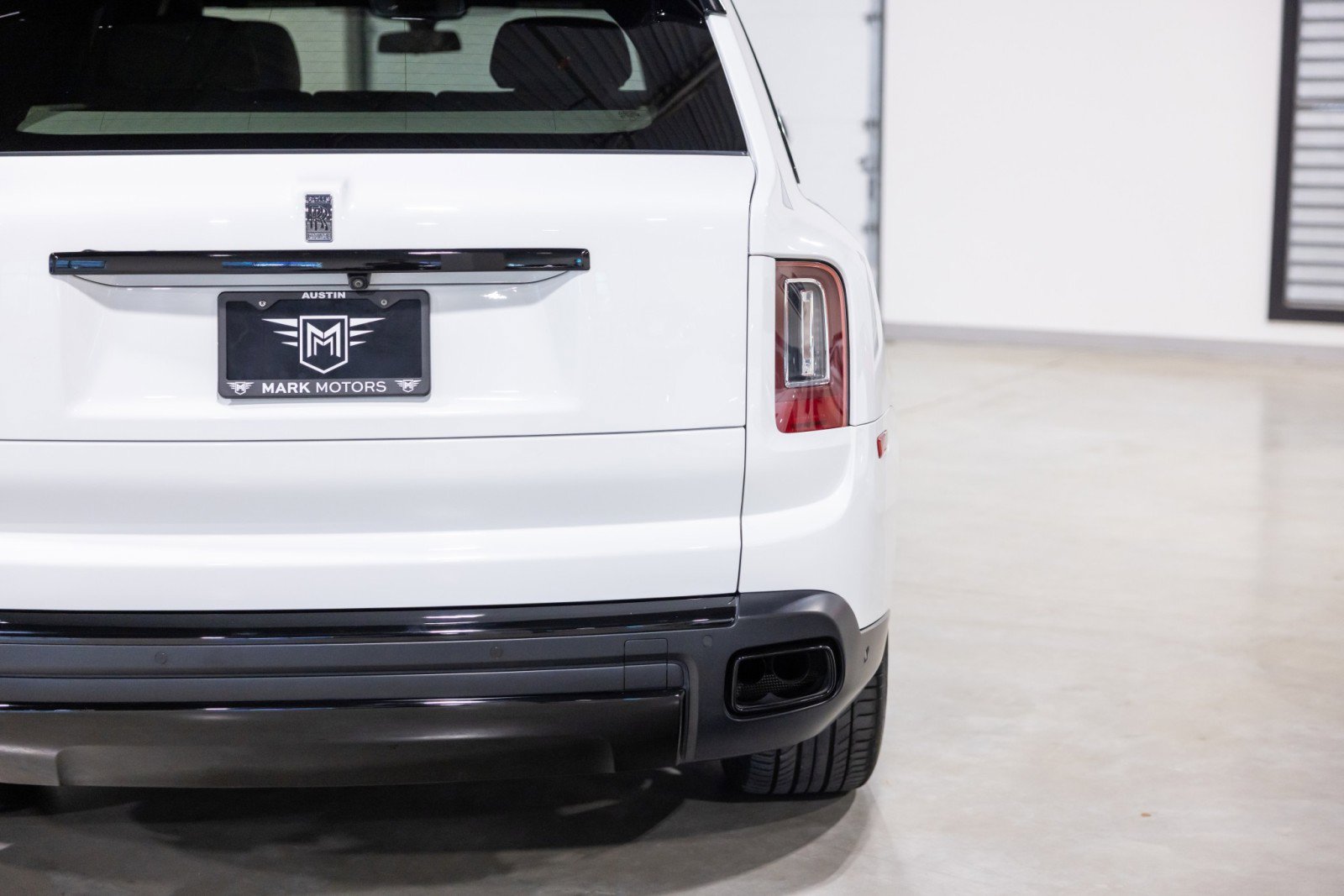 Used 2019 Rolls-Royce Cullinan image 13