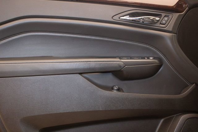 Used 2015 Cadillac SRX Luxury w/ Driver Awareness Package image 21