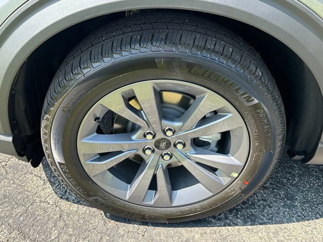 New 2026 Ford Explorer Active w/ Active Comfort Package AWD/4WD image 6