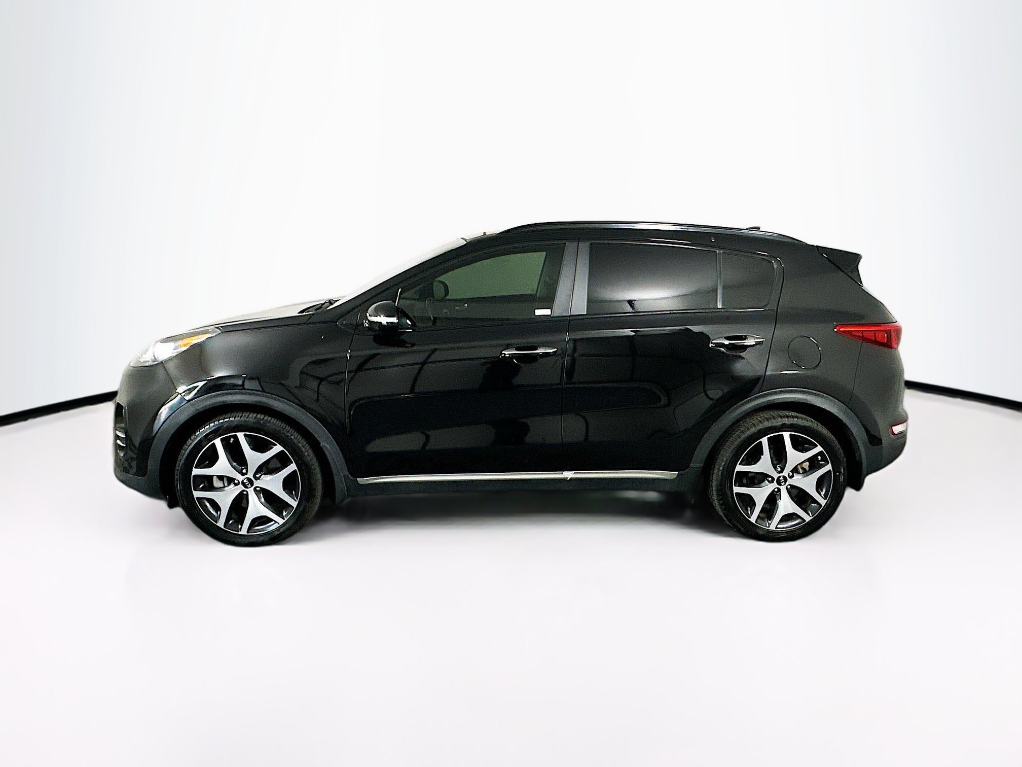 Used 2019 Kia Sportage SX FWD image 4