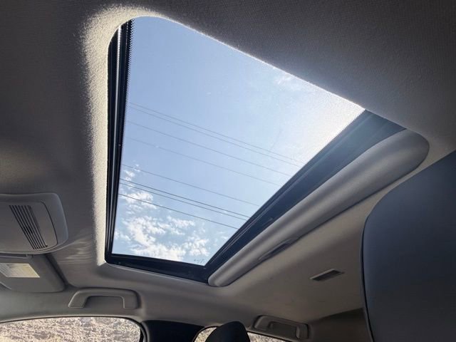 Used 2023 MAZDA CX-30 AWD 2.5 S w/ Premium Package image 18