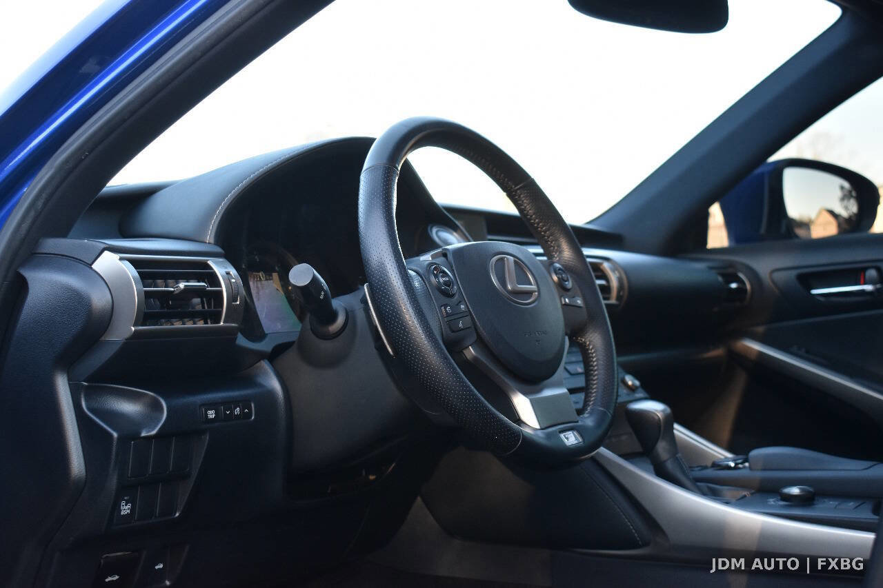 Used 2016 Lexus IS 300 AWD w/ F Sport Package image 18