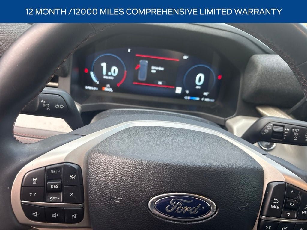 Certified 2025 Ford Explorer Active w/ Active Comfort Package RWD image 5