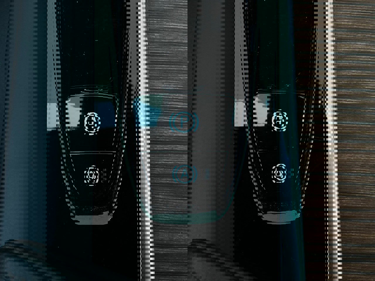 Used 2025 Volvo V60 B5 Cross Country Plus image 24