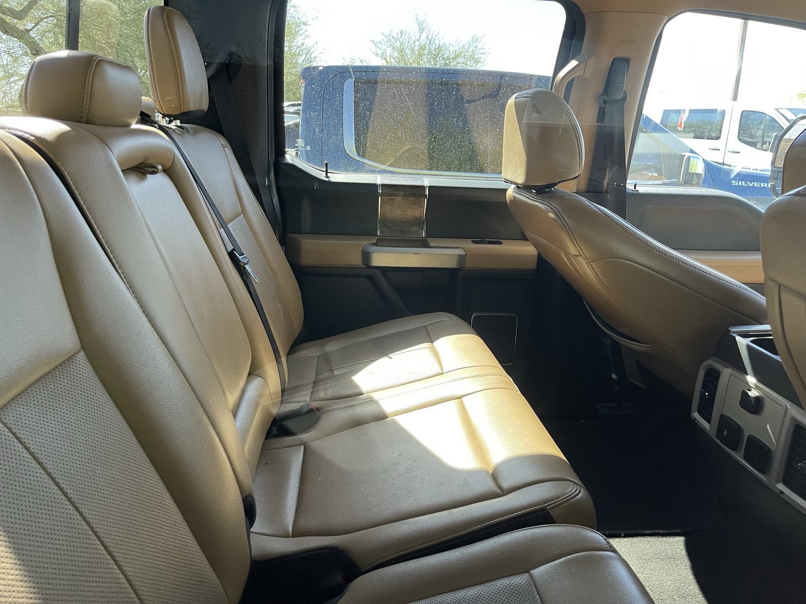 Used 2022 Ford F350 Lariat w/ FX4 Off-Road Package AWD/4WD image 5