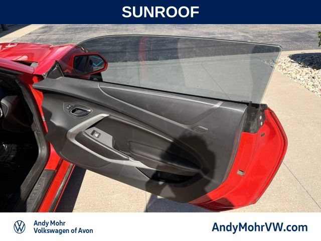 Used 2017 Chevrolet Camaro LT RWD image 16