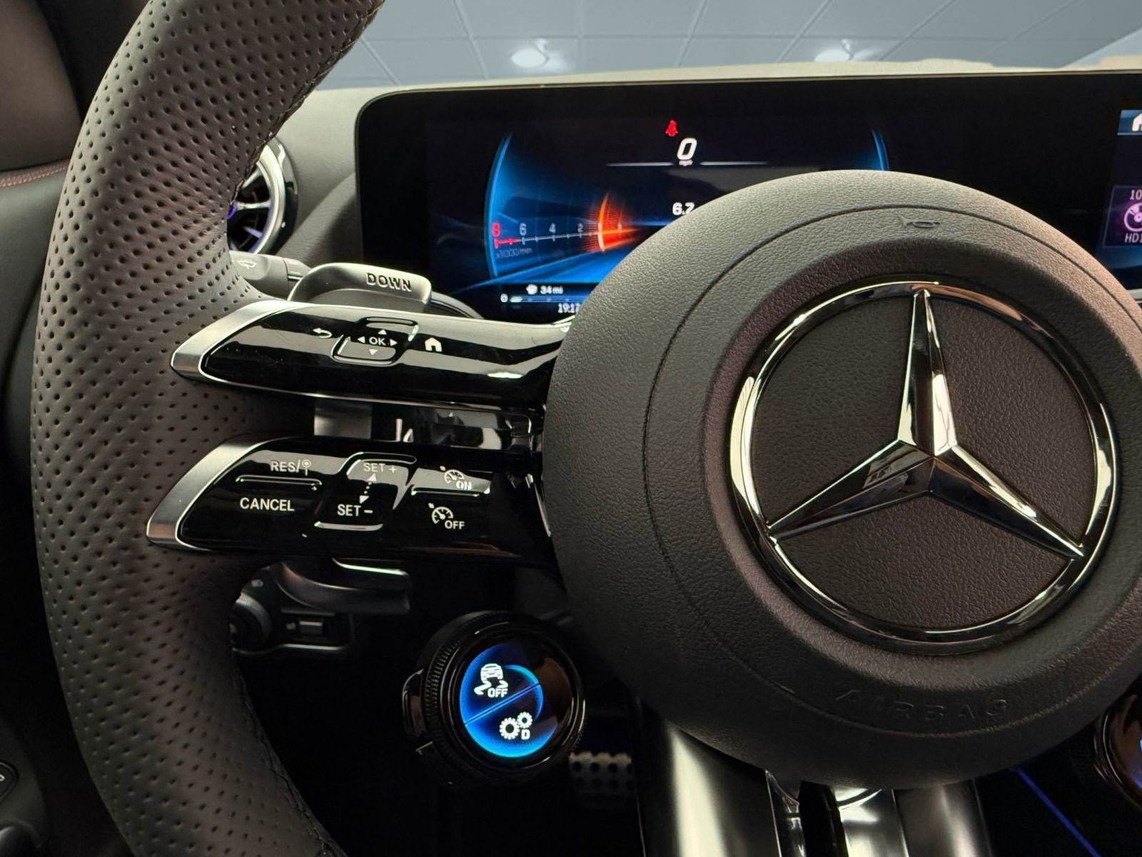New 2026 Mercedes-Benz GLA 35 AMG 4MATIC image 28